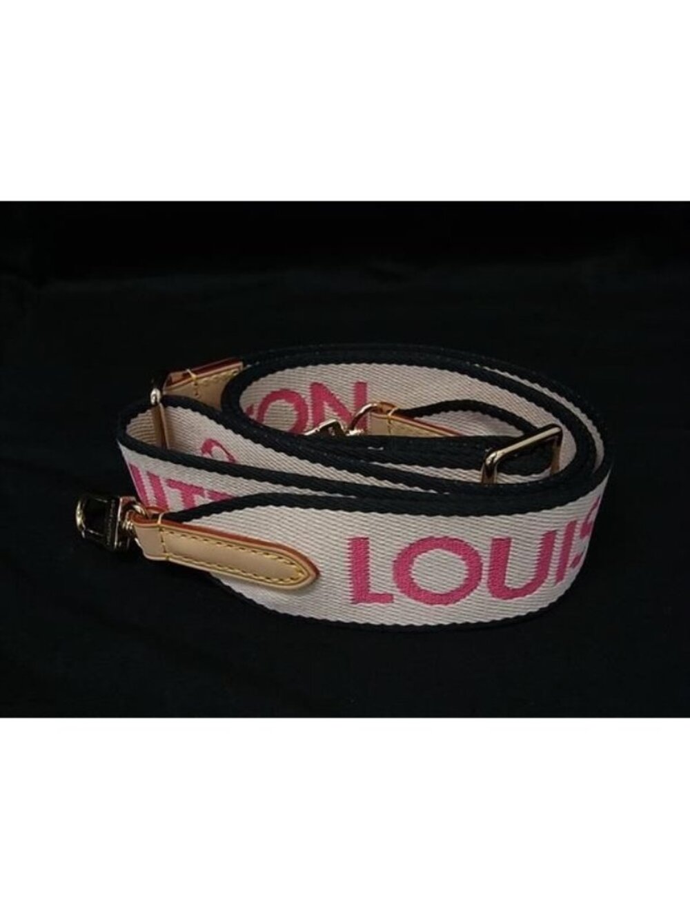 Louis Vuitton Cluny BB Shoulder Strap Crossbody Ivory Pink